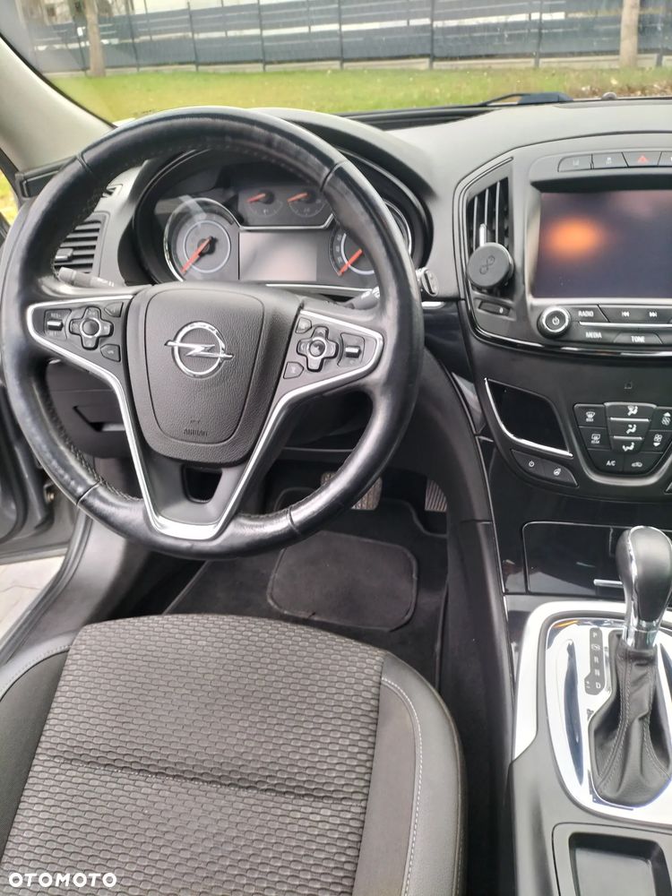 Opel Insignia - 10