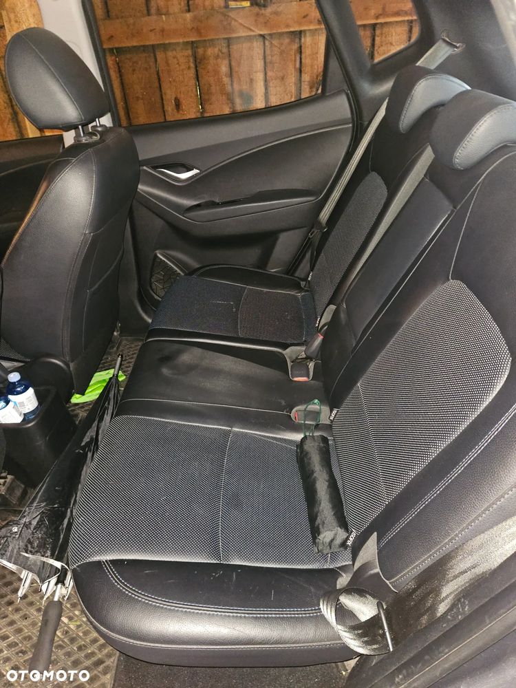 Hyundai ix20 - 15