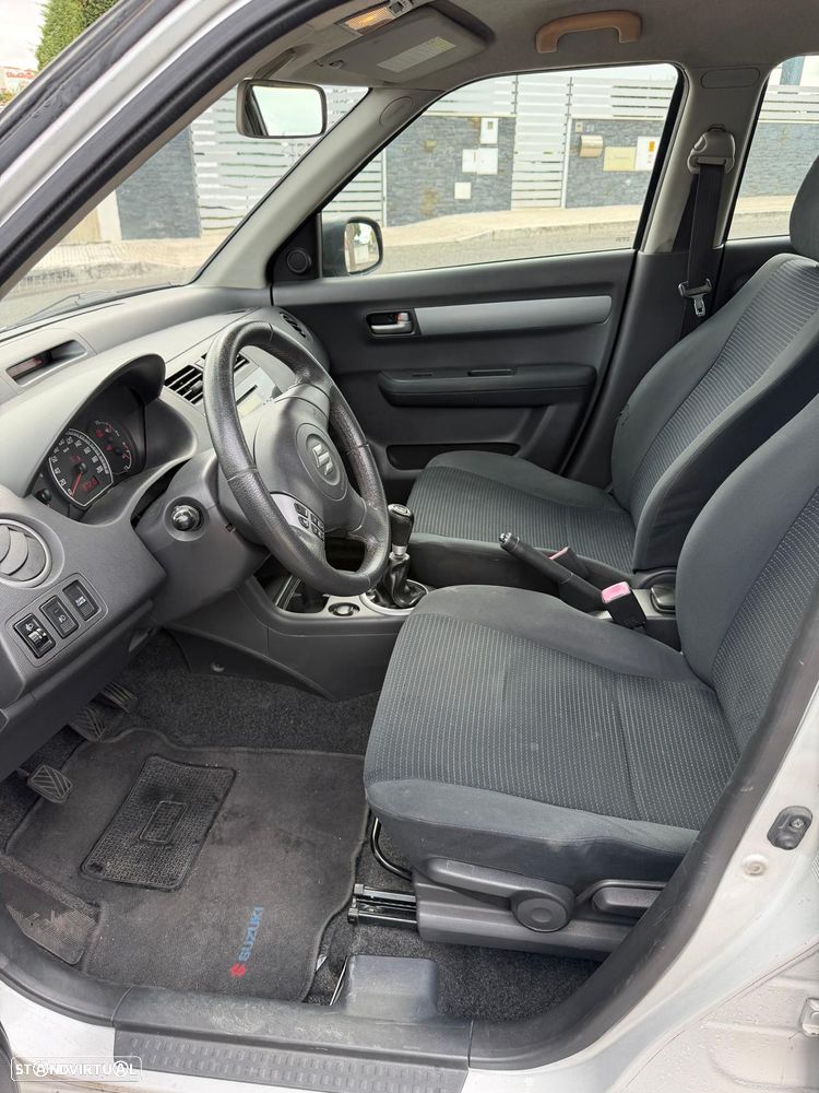 Suzuki Swift 1.3 DDiS GLX - 5