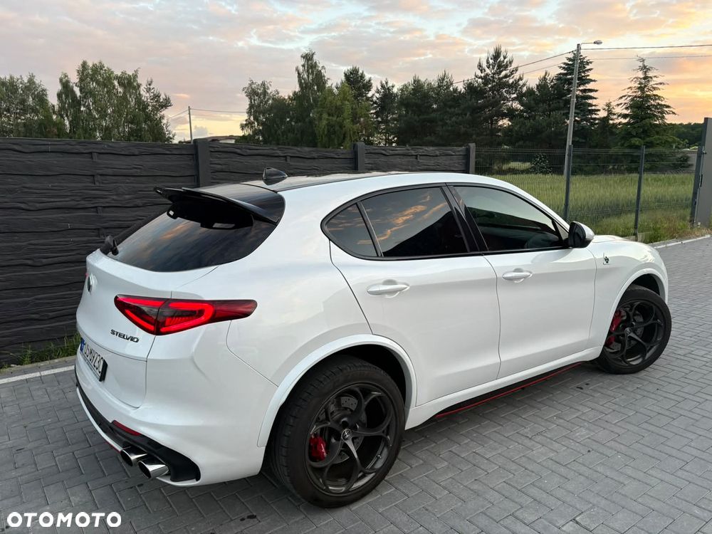 Alfa Romeo Stelvio 2.9 V6 Bi-Turbo Quadrifoglio Q4 - 39