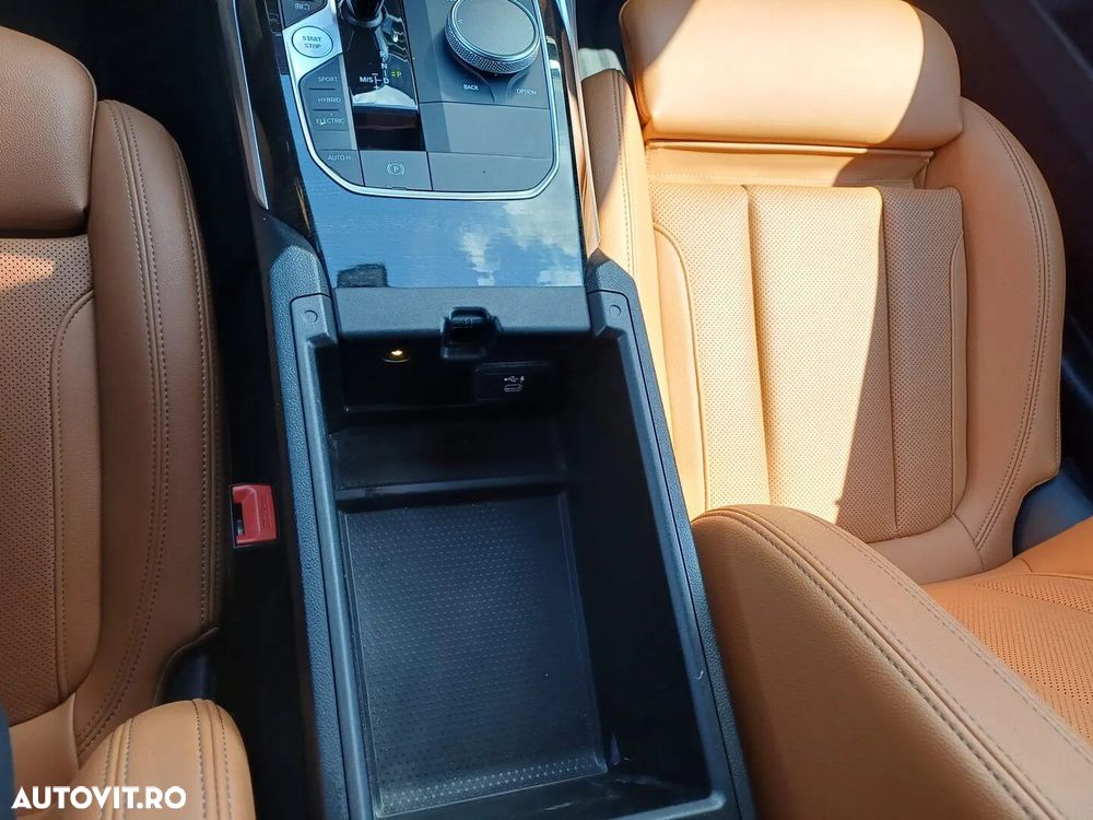 BMW Seria 3 320e AT PHEV - 27