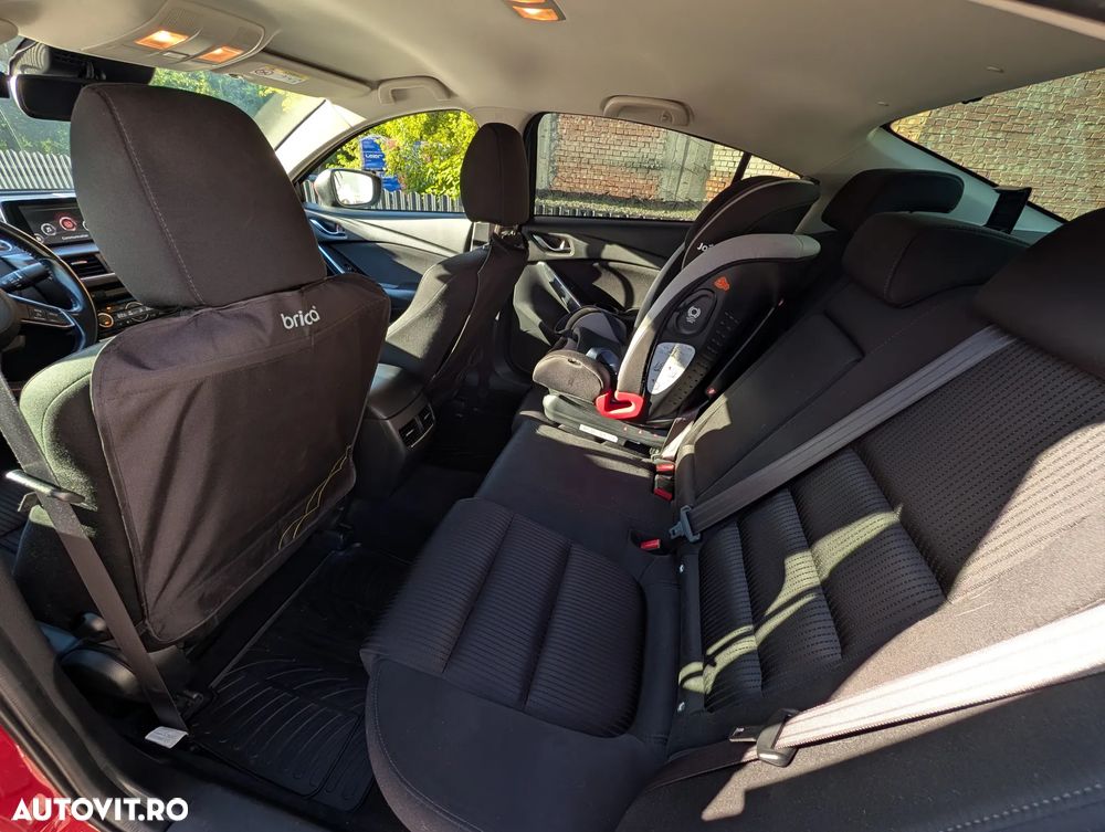 Mazda 6 G165 AT Attraction - 6