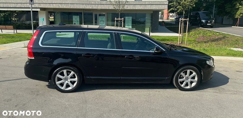 Volvo V70 D4 Geartronic Momentum - 4