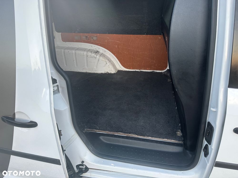 Volkswagen Caddy - 13