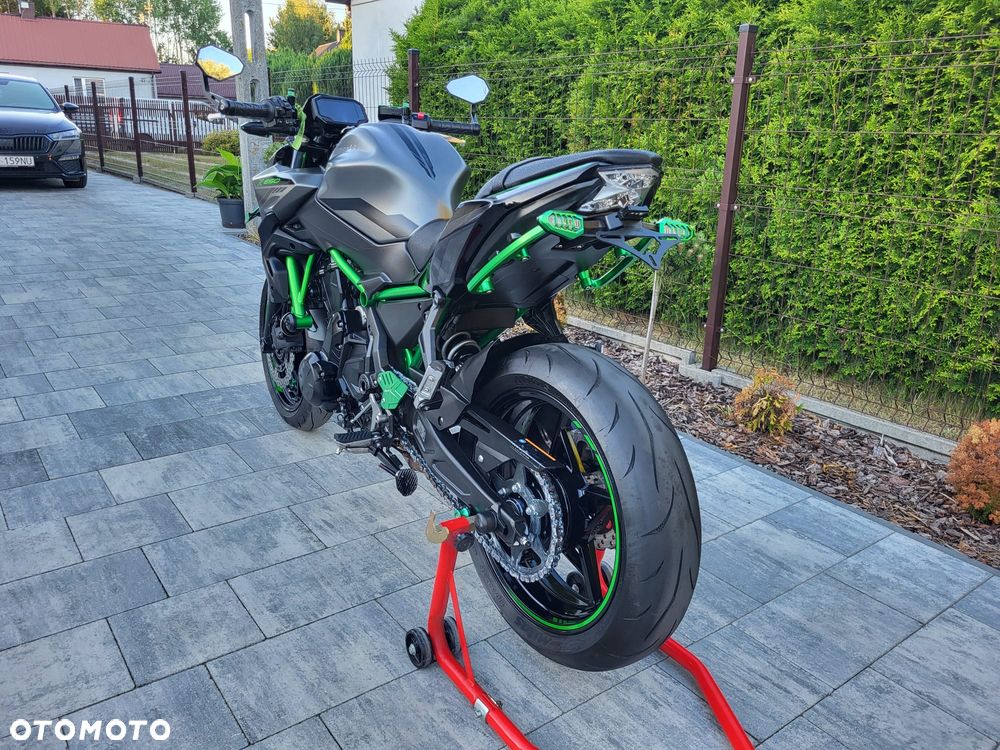 Kawasaki Z 650 - 10