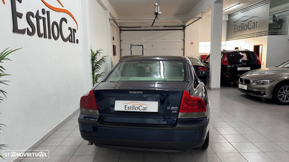Volvo S60 2.4 D5 - 17