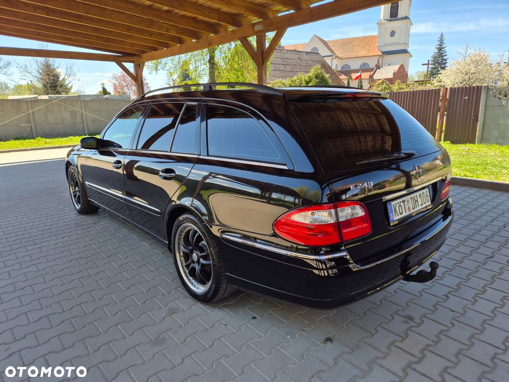 Mercedes-Benz Klasa E 240 4Matic Elegance - 3