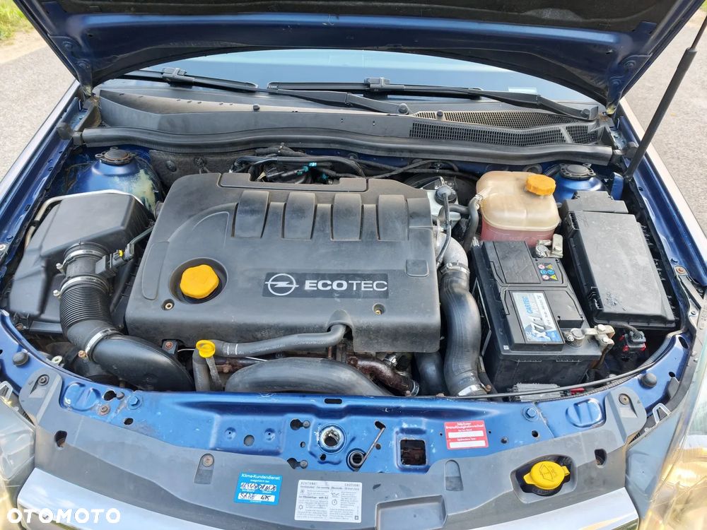 Opel Astra 1.9 CDTI DPF Cosmo - 14