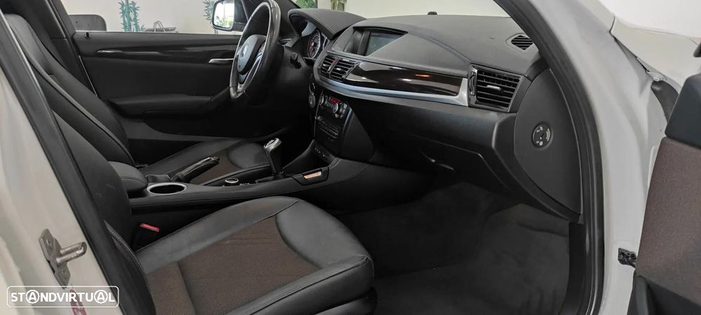 BMW X1 18 d sDrive Line Sport - 24