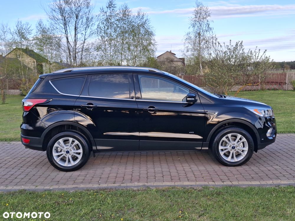 Ford Kuga 2.0 TDCi 4x4 Titanium - 4