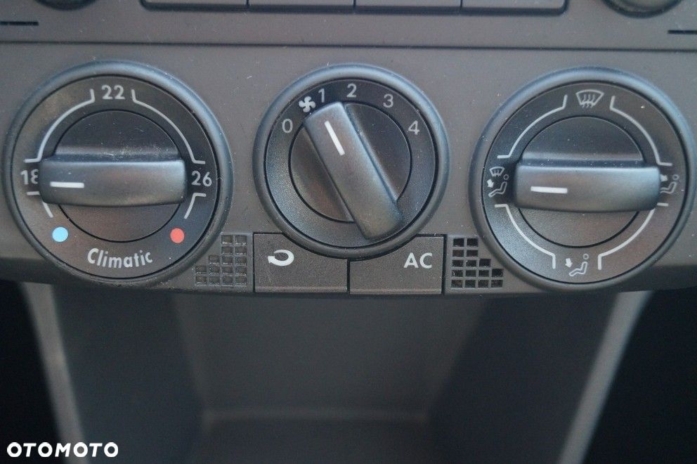 Volkswagen Polo 1.4 Tour - 11