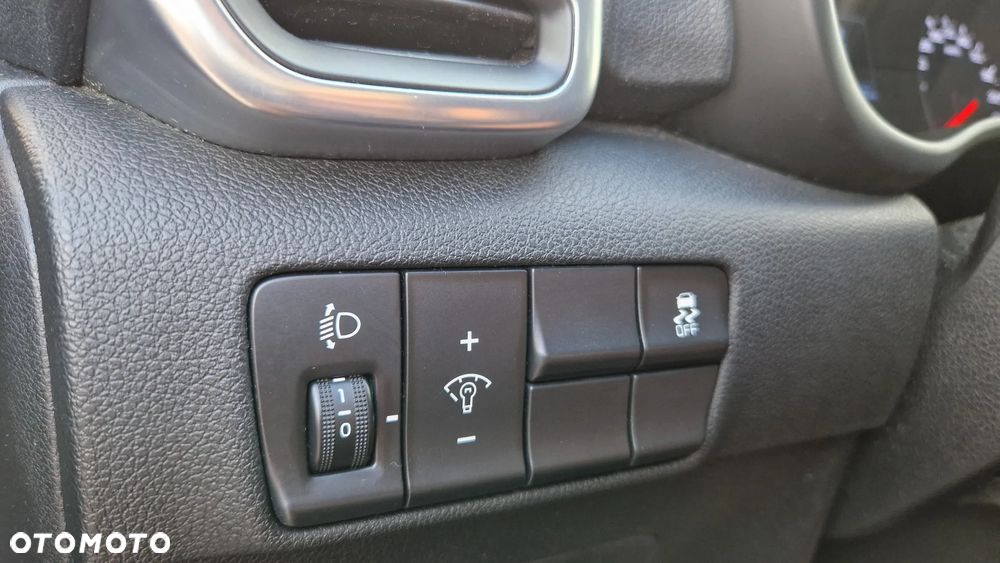 Kia Sportage 1.7 CRDI 2WD Attract - 16