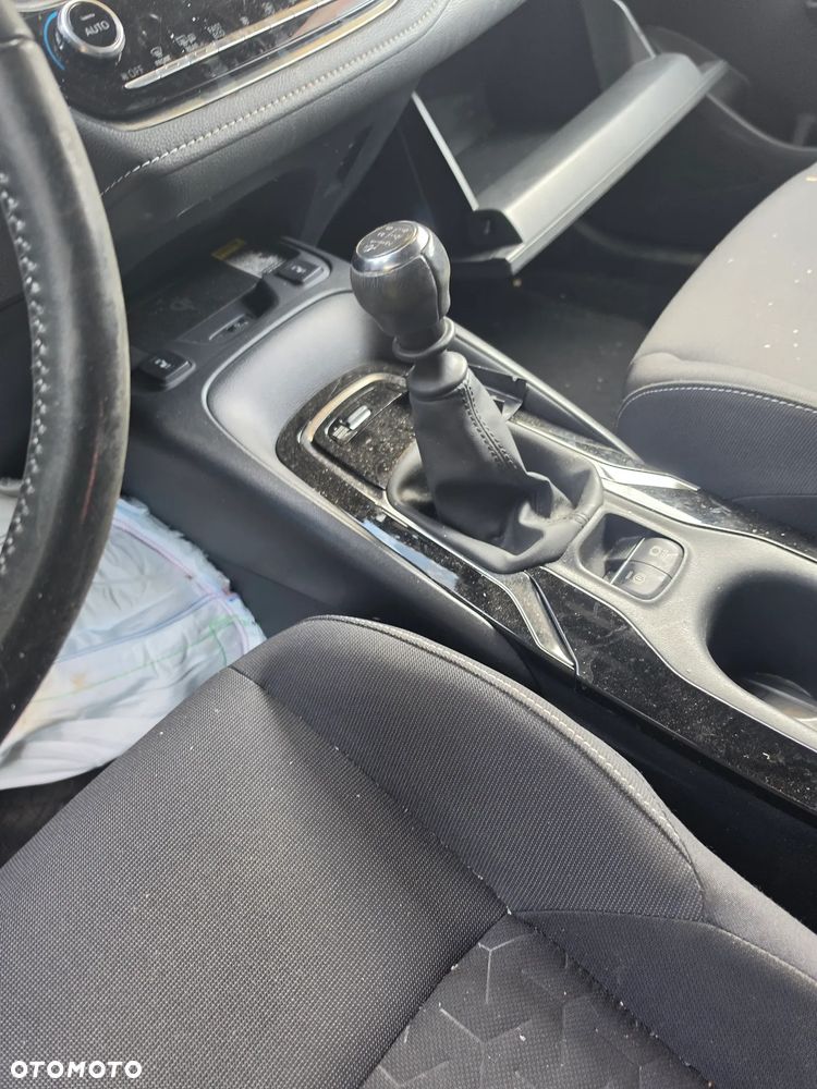 Toyota Corolla 1.2 Turbo Comfort - 13