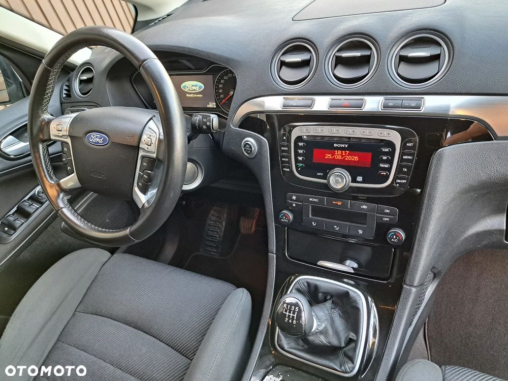 Ford Galaxy 2.0 TDCi Titanium - 27