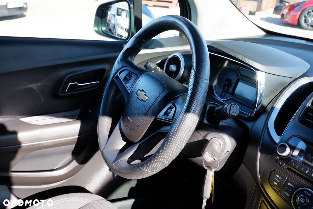 Chevrolet Trax 1.6 LS - 5