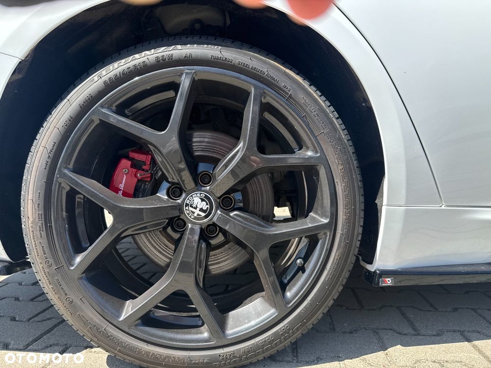 Alfa Romeo Giulia 2.0 Turbo TI Q4 - 29
