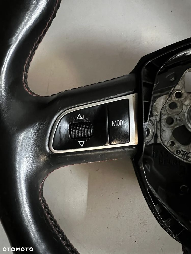 KIEROWNICA SKÓRA MULTI AUDI S4  8K0419091J  B8 CZERWONA NITKA - 2