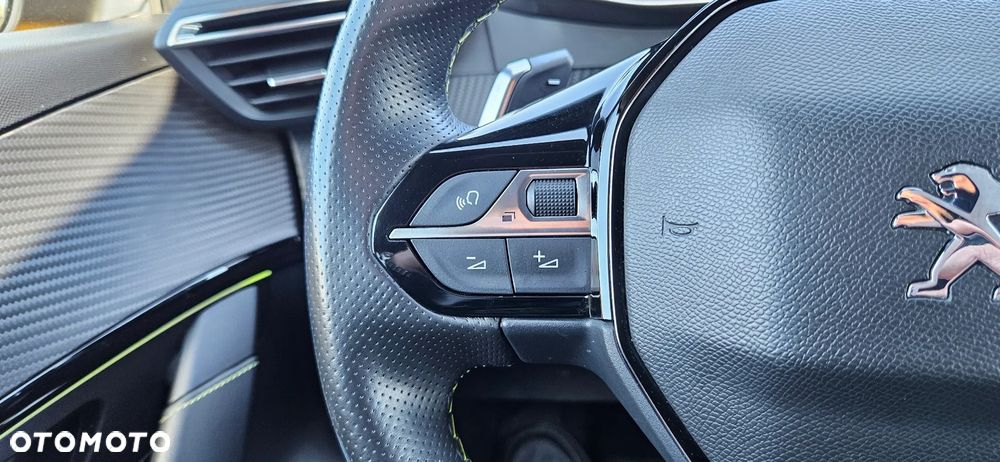 Peugeot 208 1.2 PureTech GT Line S&S EAT8 - 32