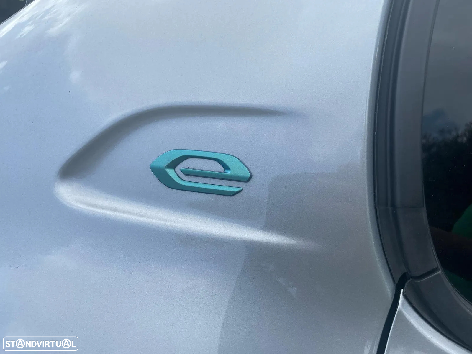Peugeot e-208 50 kWh GT - 5
