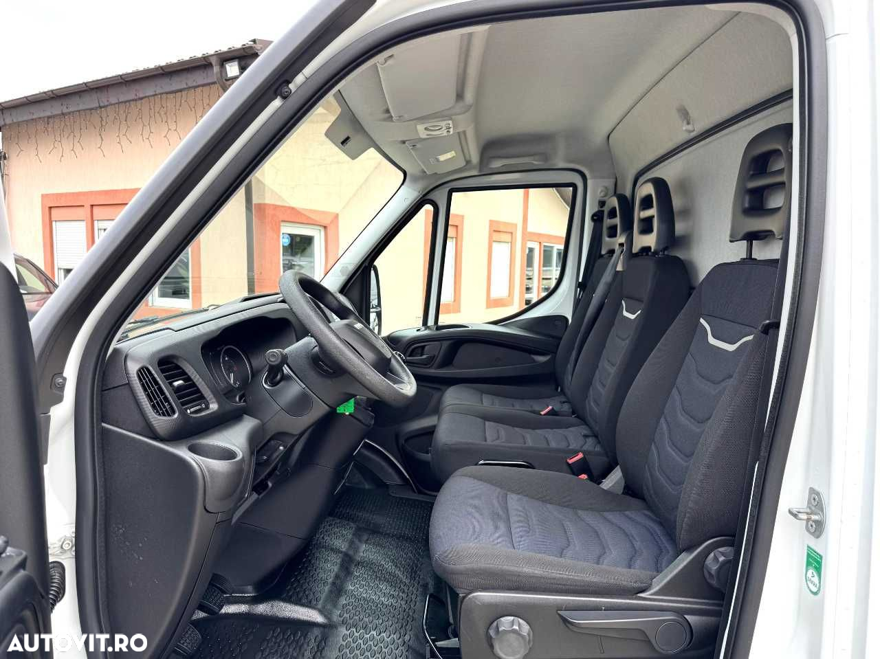Iveco DAILY CUB CU LIFT HIDRAULIC - 17