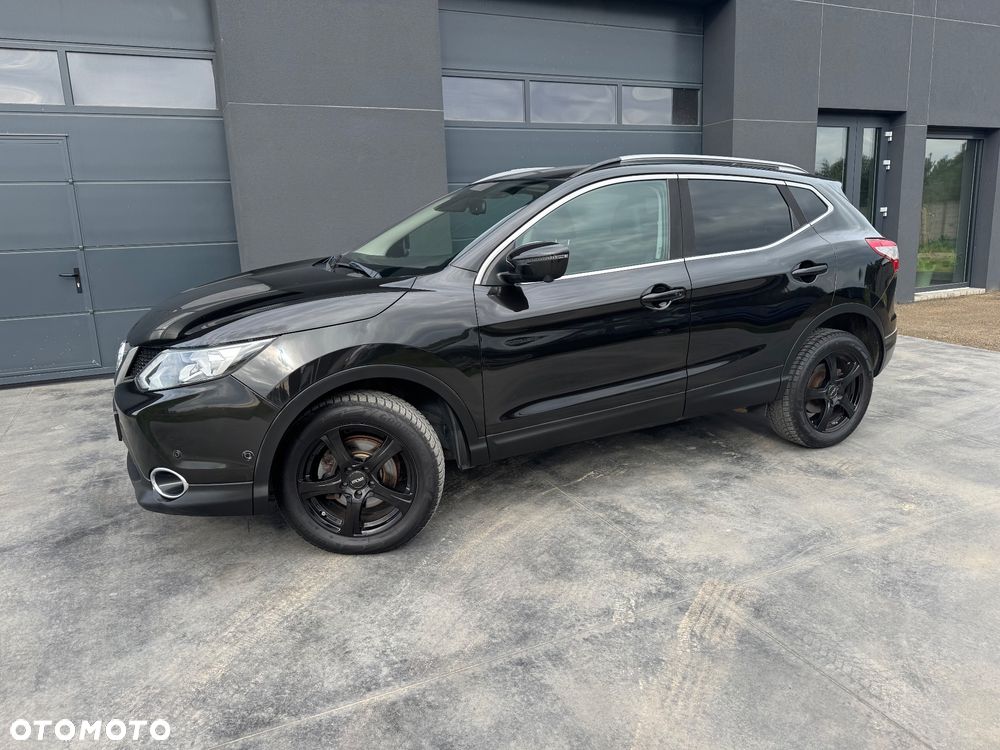 Nissan Qashqai 1.6 DCi 4x4 Black Edition EU6 - 9