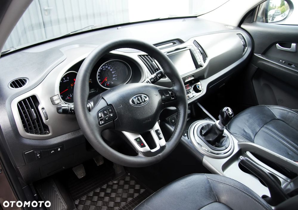 Kia Sportage 2.0 CRDI Business Line 4WD - 10