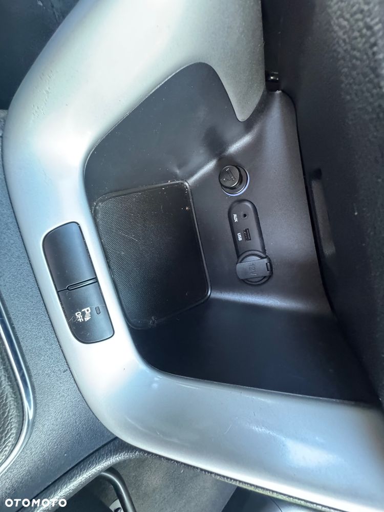 Kia Ceed - 37