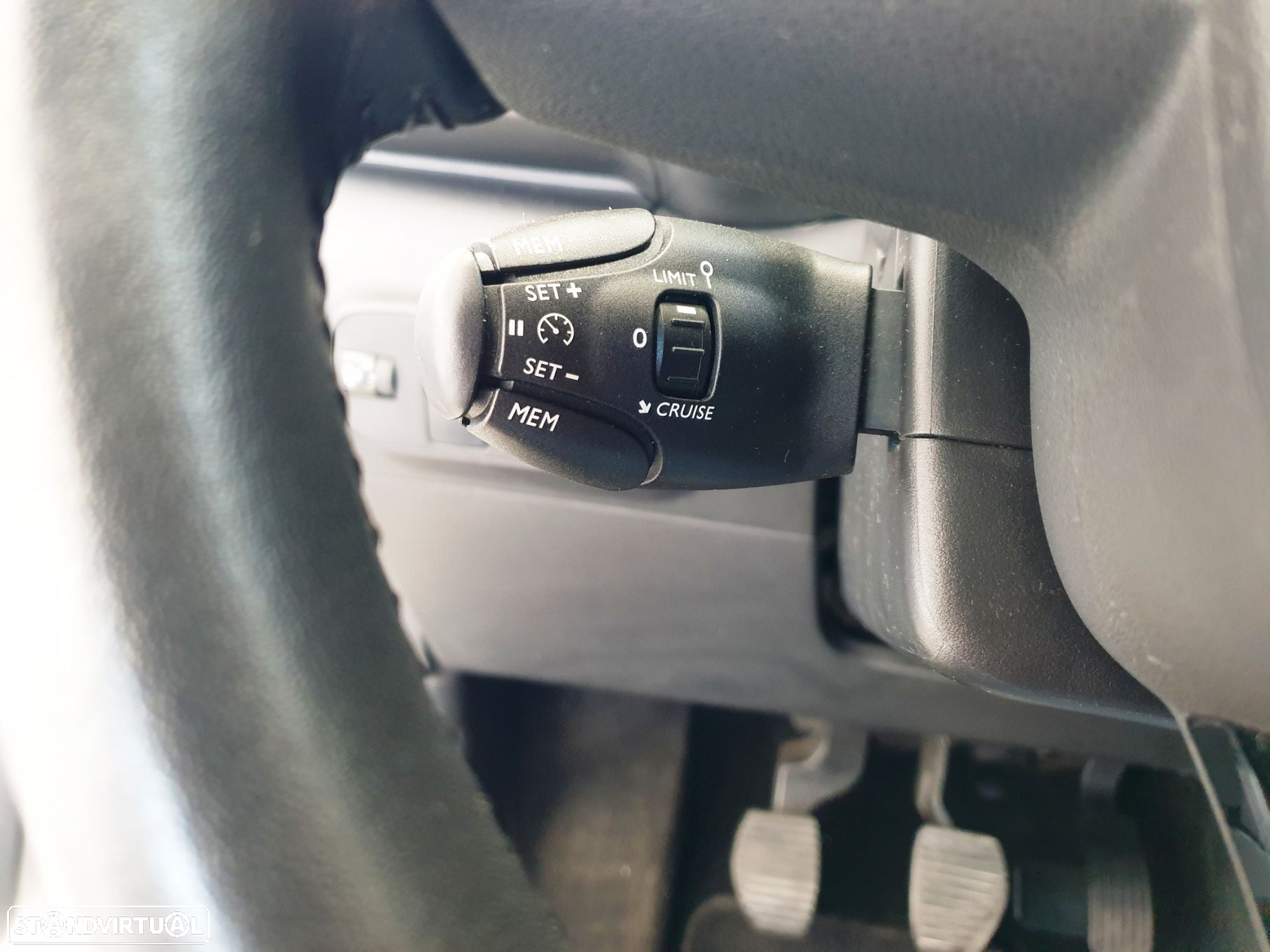 Citroën C3 1.2 PureTech Shine - 15