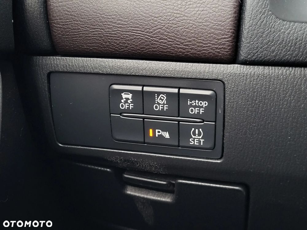 Mazda 6 - 12