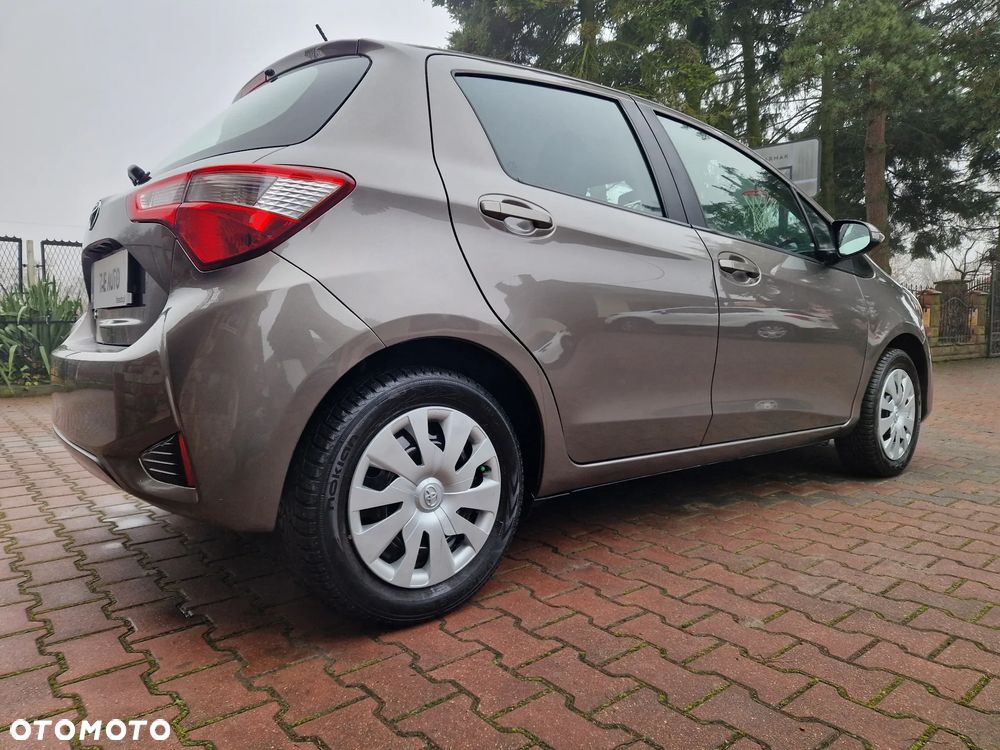 Toyota Yaris 1.5 Active - 9