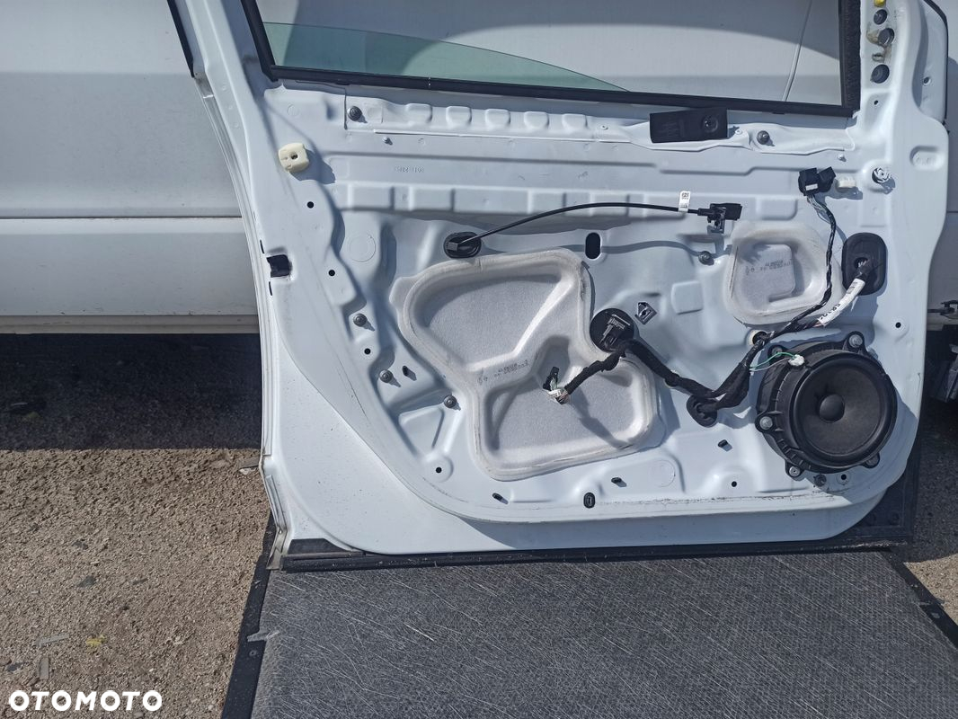 Drzwi lewy przód kompletne RENAULT MEGANE IV KOMBI HB OV369 18r - 13