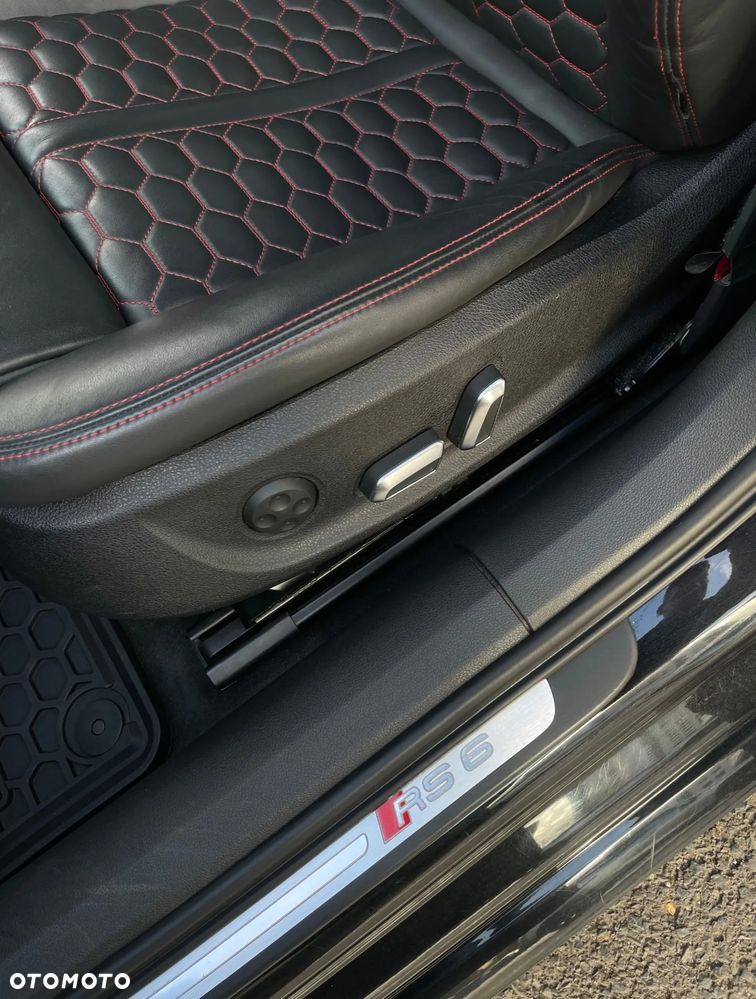 Audi RS6 4.0 TFSI Quattro Tiptronic - 16