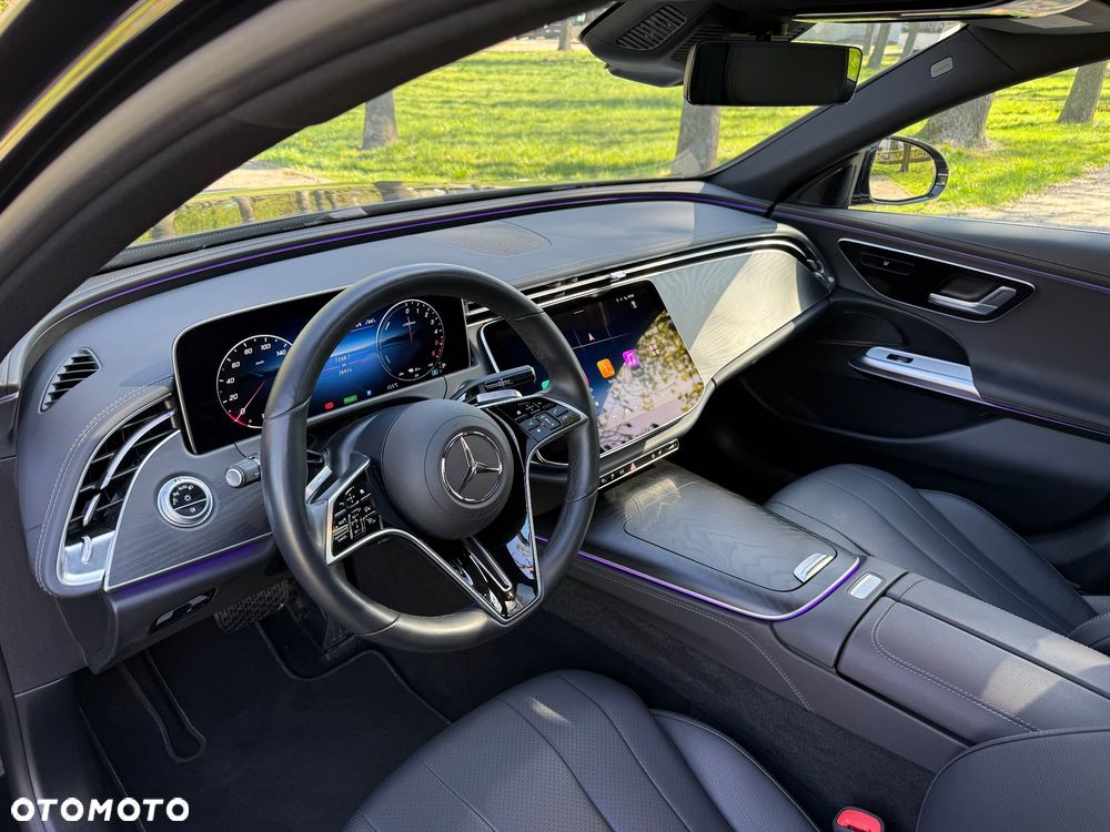 Mercedes-Benz Klasa E 300de 4Matic 9G-TRONIC Edition AVANTGARDE - 19