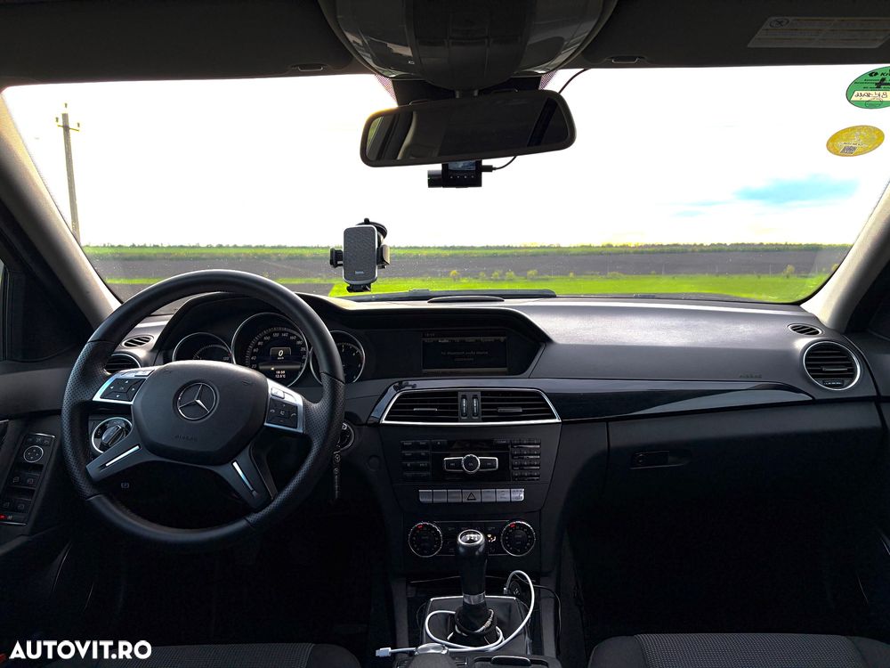 Mercedes-Benz C 180 CDI DPF (BlueEFFICIENCY) - 9