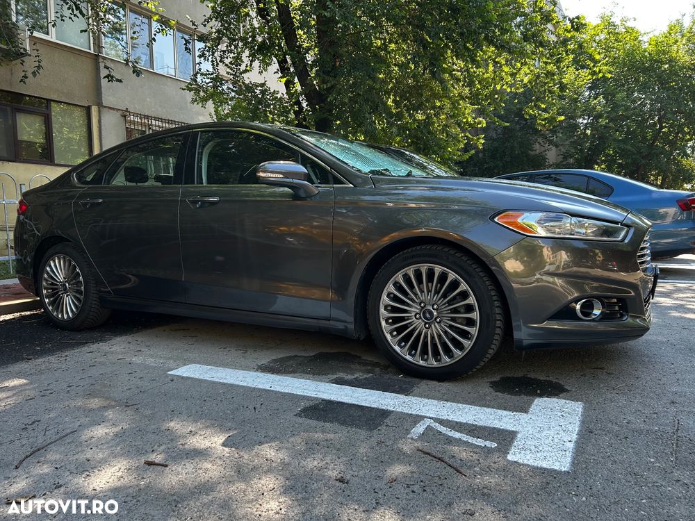 Ford Fusion - 10