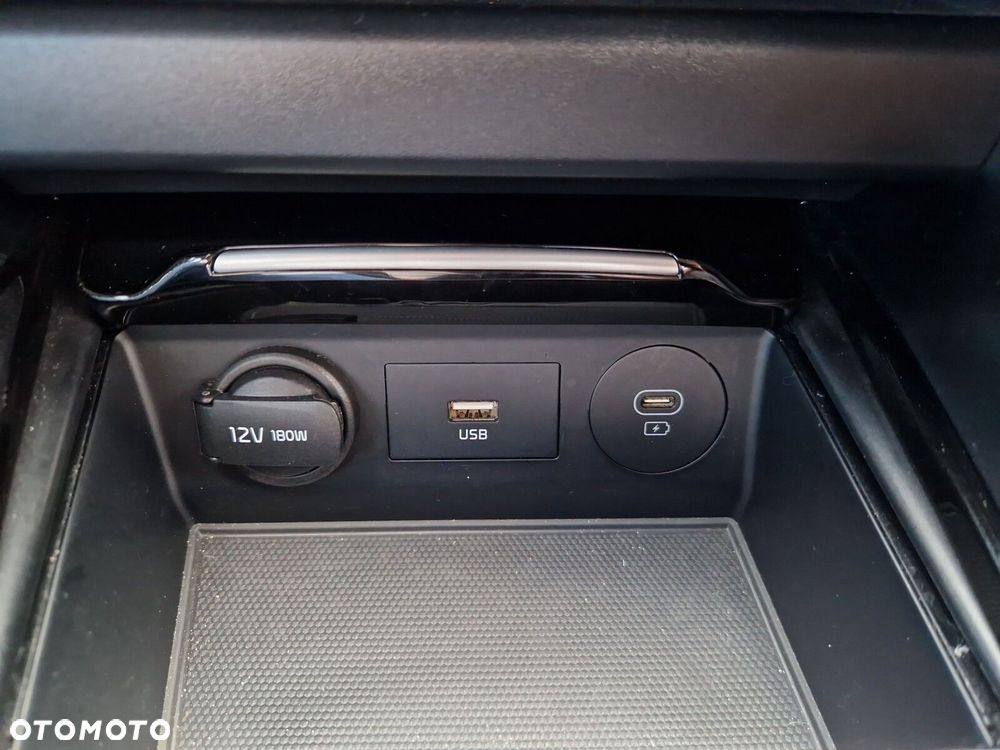 Kia Ceed - 25