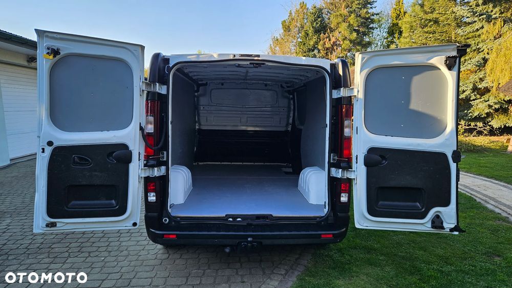Opel Vivaro 1,6 CDTI 120KM L2 Długi 2018 Rok Klima Webasto Tempomat Hak Parktronik - 27