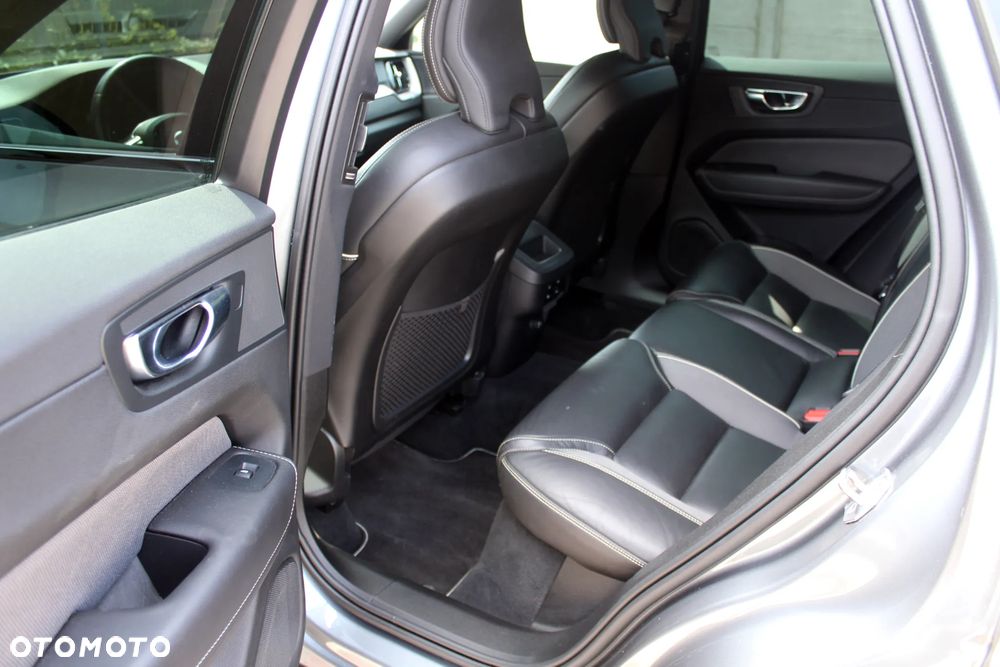 Volvo XC 60 D4 Geartronic RDesign - 9