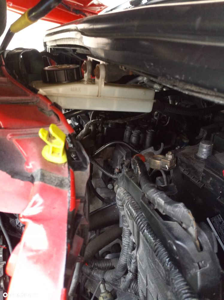 Ford C-MAX 1.6 Trend - 11