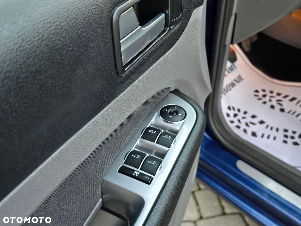 Ford Focus 1.8 Titanium - 27