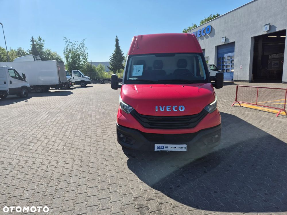 Iveco 35S16A8V (30931) - 4
