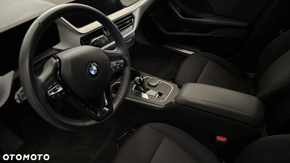 BMW Seria 1 118i Advantage - 31