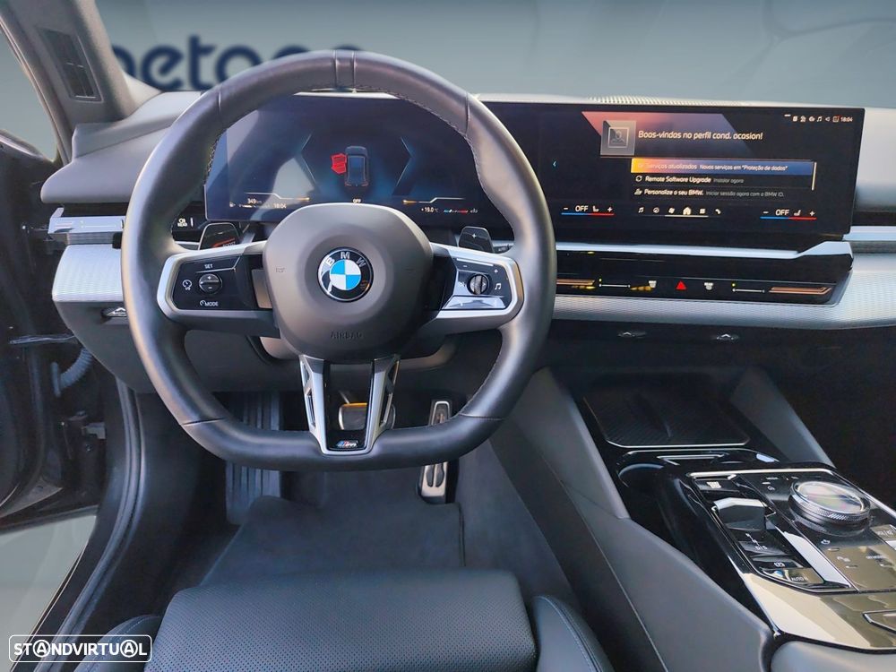BMW 520 d Pack Desportivo M — fotografia 13