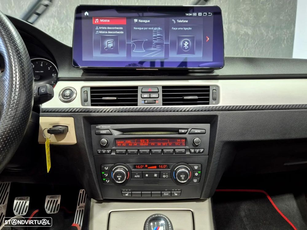 BMW 320 i Cabrio - 32