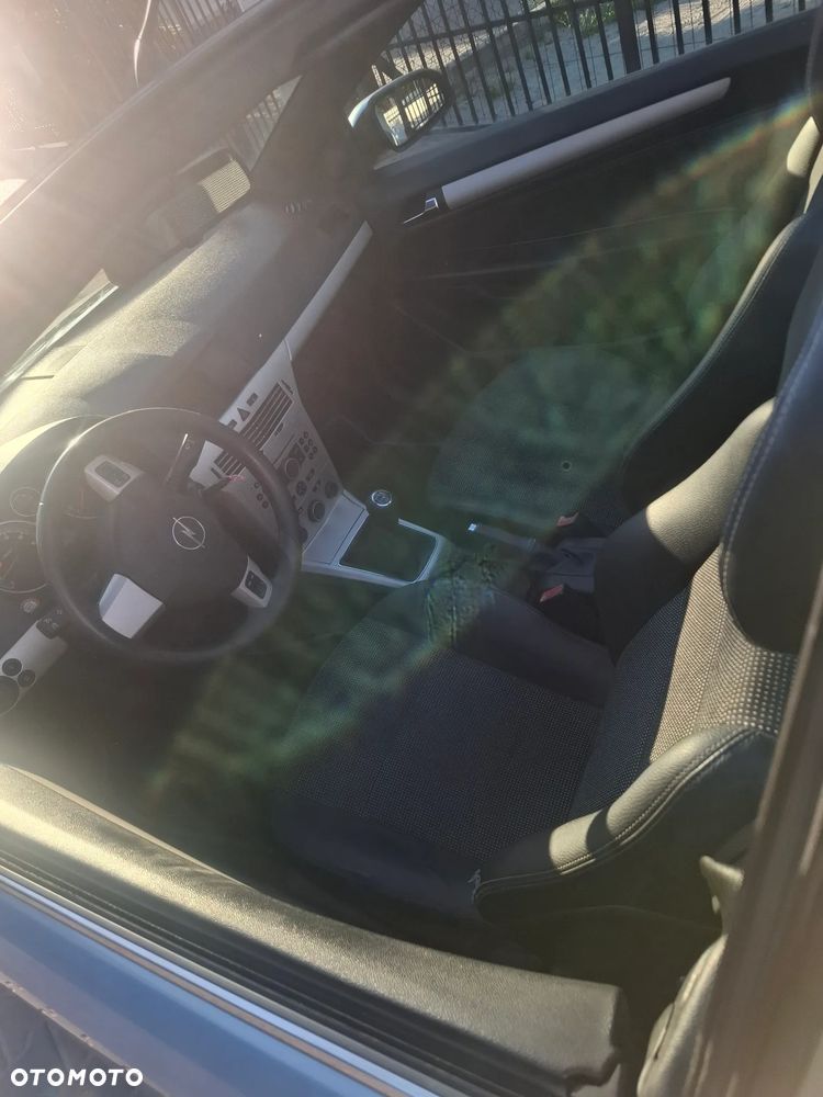 Opel Astra 1.6 Endless Summer - 15