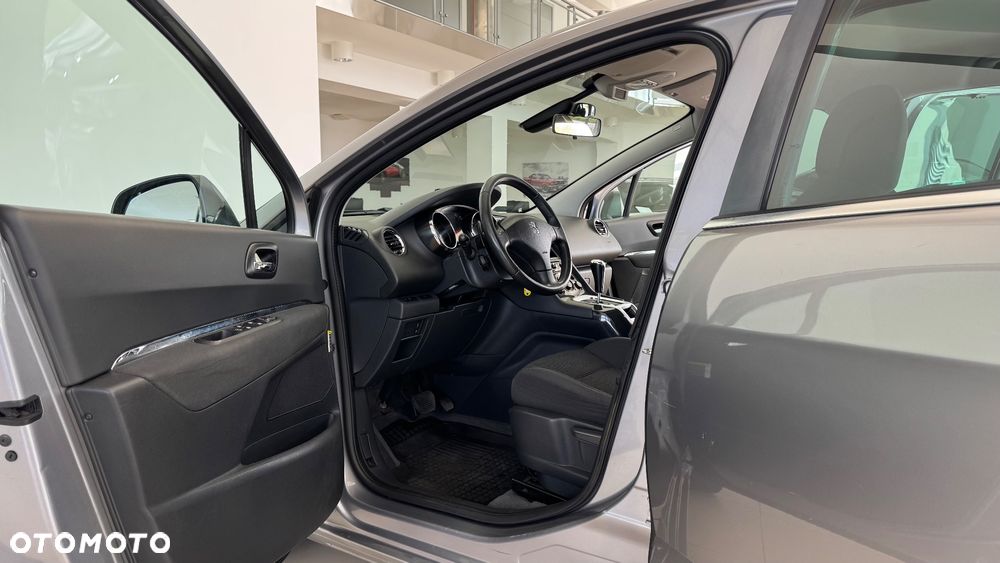 Peugeot 5008 - 21
