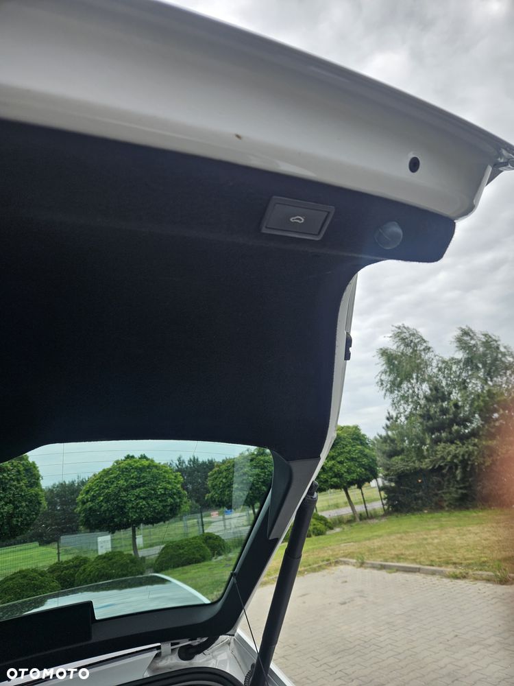 Skoda Superb 1.8 TSI L&K DSG - 7
