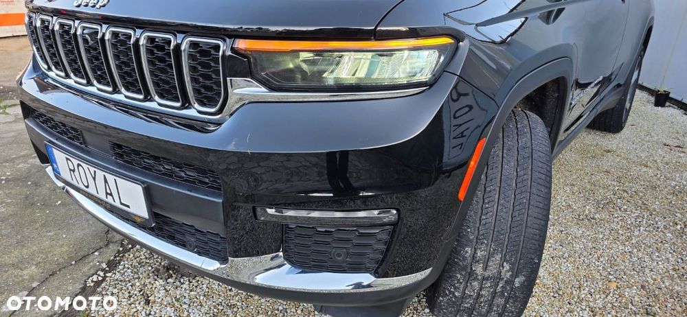 Jeep Grand Cherokee - 15