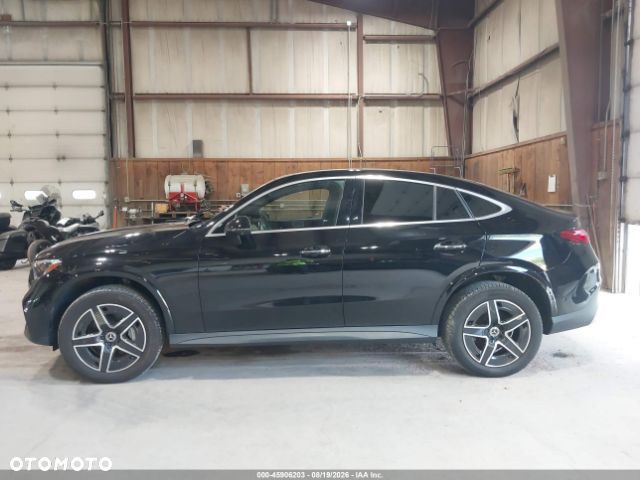 Mercedes-Benz GLC 300 4Matic 9G-TRONIC AMG Line Advanced - 10