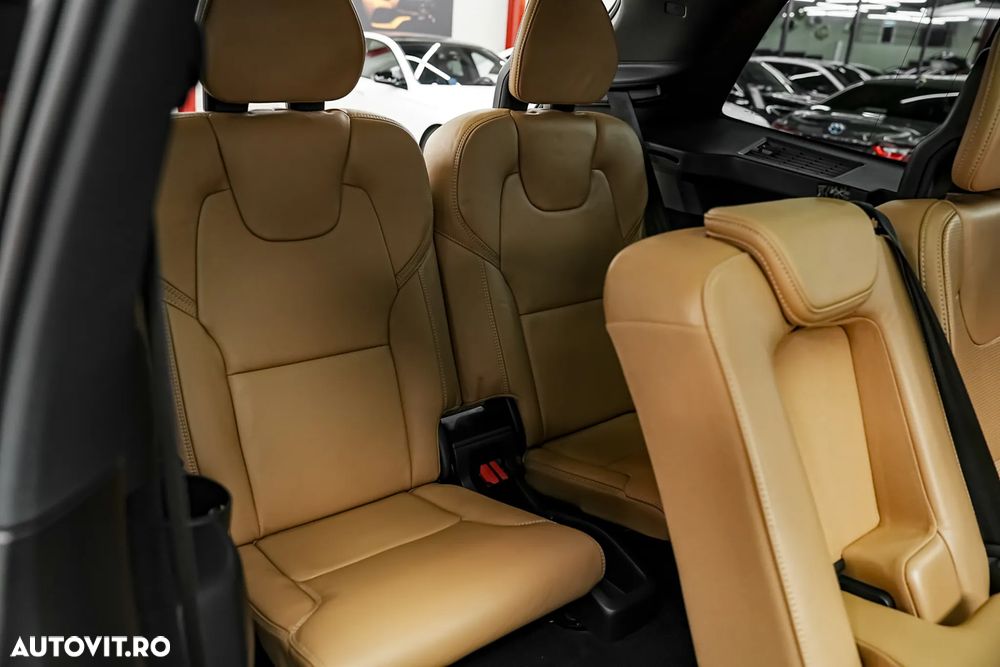 Volvo XC 90 B5 D AWD Geartronic Inscription - 16